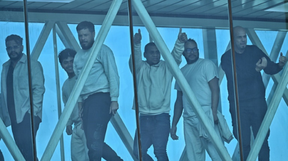 Una jueza federal impide revocar el estatus legal de medio mill&oacute;n de inmigrantes en EEUU