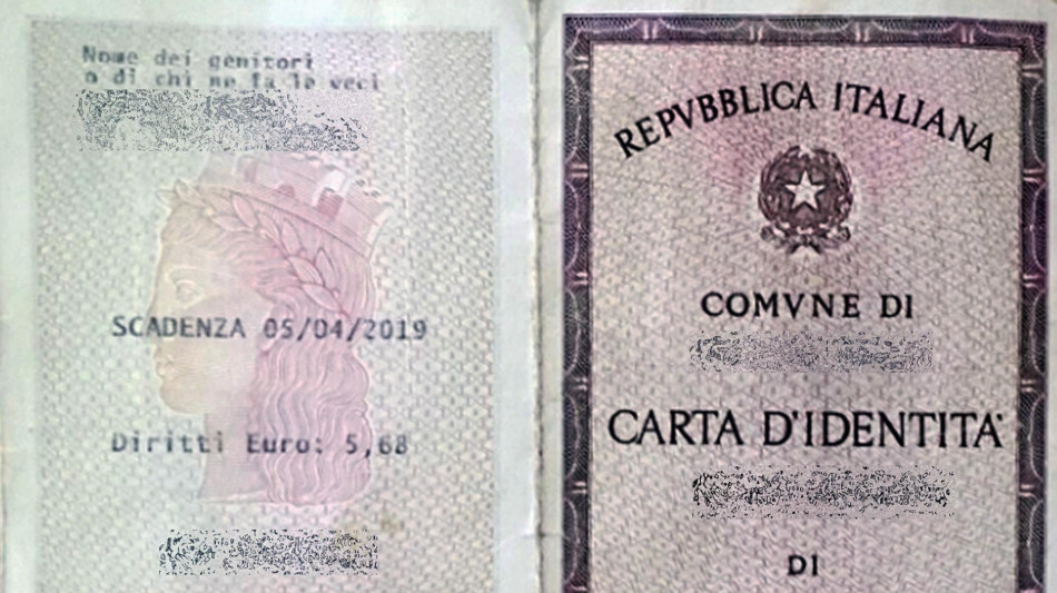  Da oggi la carta d'identit&agrave; cartacea non &egrave; pi&ugrave; valida per espatrio 