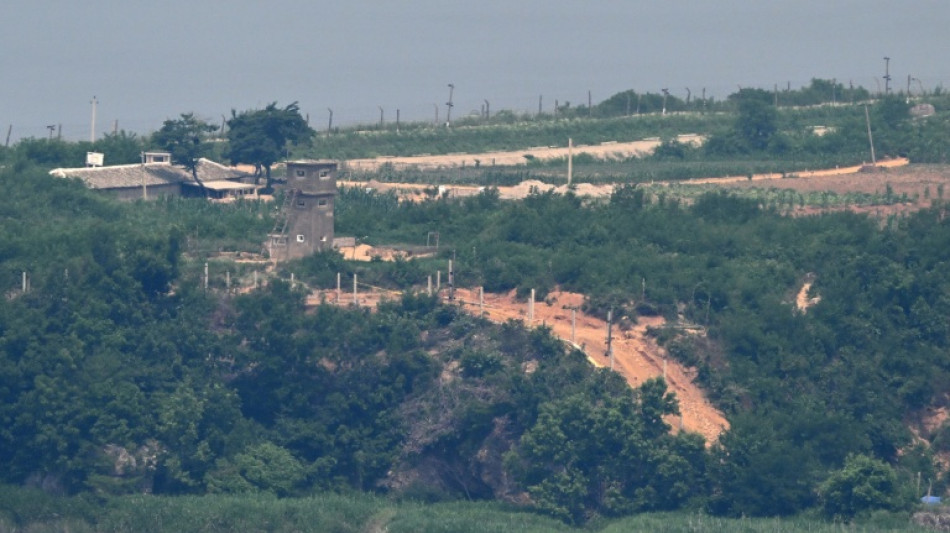 Coreia do Norte alerta para 'situa&ccedil;&atilde;o grave' na fronteira sul 
