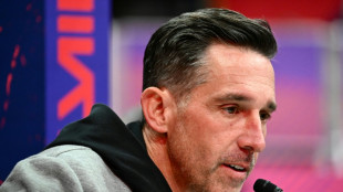 49ers coach Shanahan injured in car crash