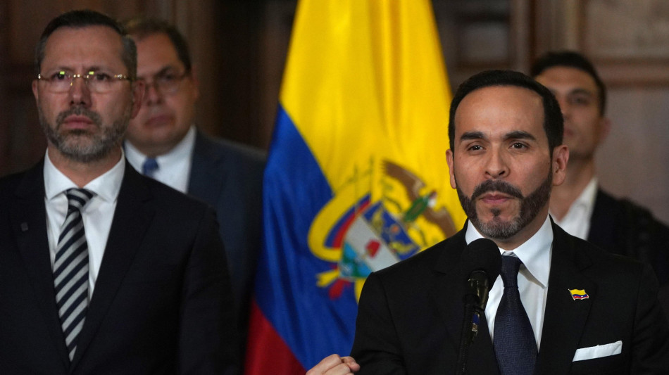  De la Espriella ordina operazioni contro l'immigrazione irregolare in Colombia 