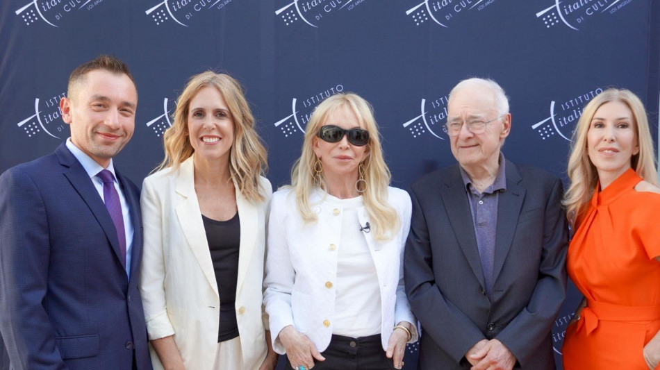 Trudie Styler, 'Napoli una rivelazione, ora caff&egrave;-dipendente'