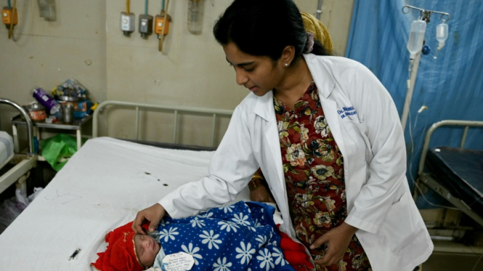  En Inde, les b&eacute;b&eacute;s n&eacute;s dans les h&ocirc;pitaux publics valent de l'or 