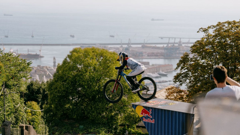  Urban downhill: il Red Bull Cerro Abajo torna a Genova, appuntamento al 28 giugno 