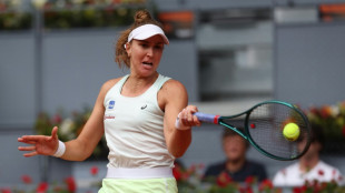 Bia Haddad perde de virada para Swiatek, que avan&ccedil;a &agrave;s semifinais em Madri