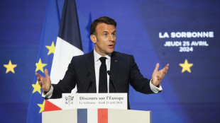 Frankreichs Pr&auml;sident Macron fordert europaweite Online-M&uuml;ndigkeit ab 15 Jahren 