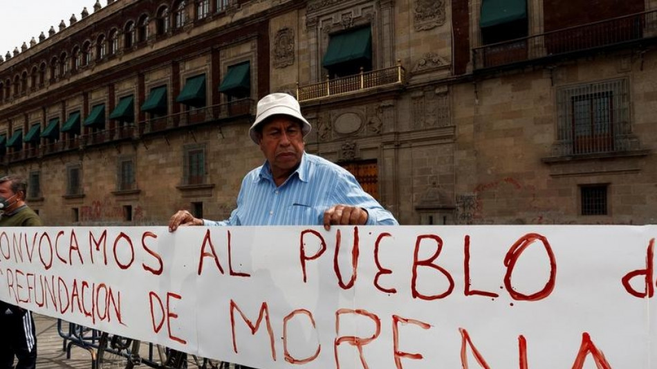  Messico, il partito di governo Morena indaga l'ex governatore Rocha 