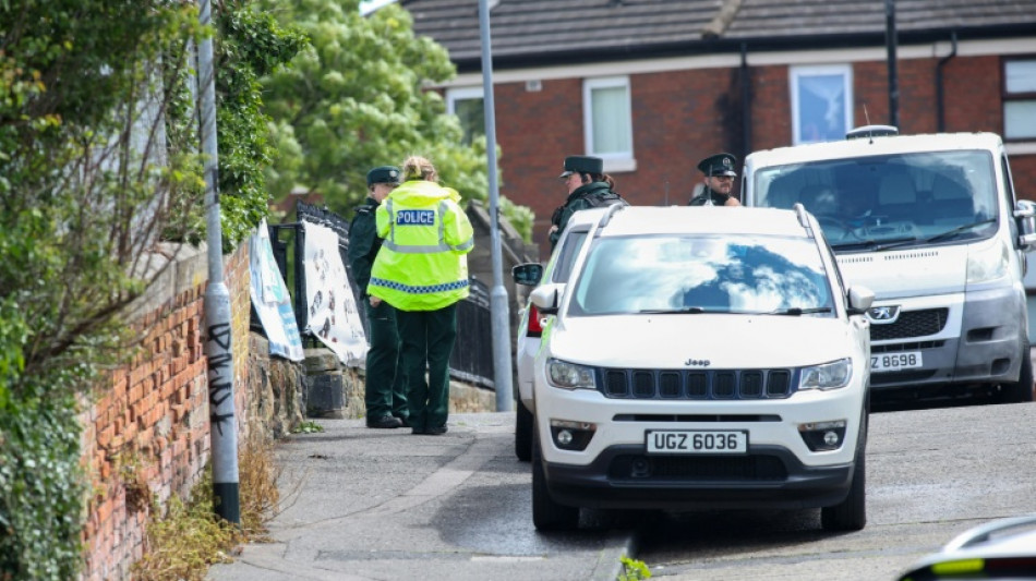  Malgr&eacute; les appels au calme, Belfast craint une nouvelle nuit de violences 