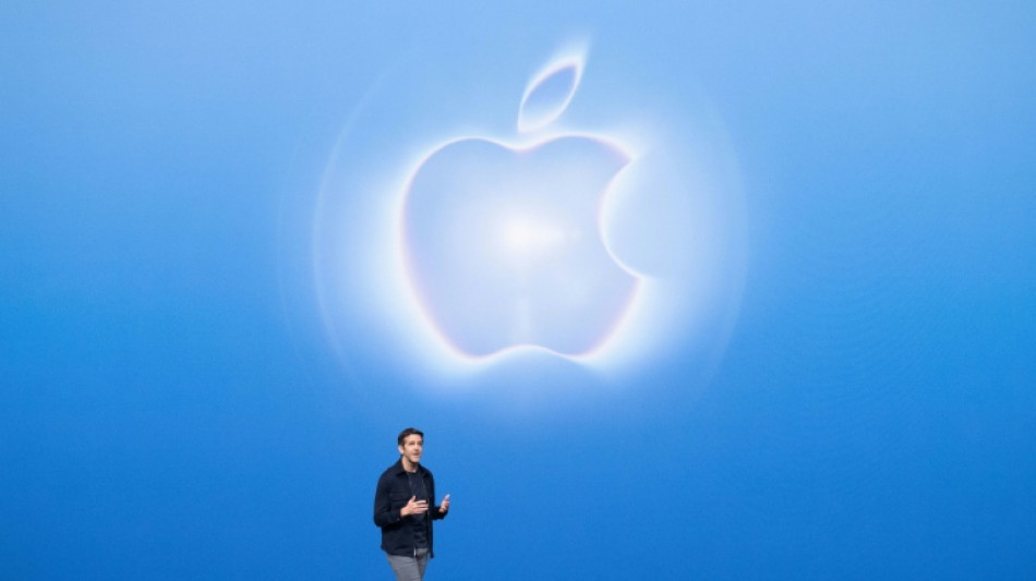  Apple d&eacute;voile son premier iPhone pliable, et rel&egrave;ve encore les prix 
