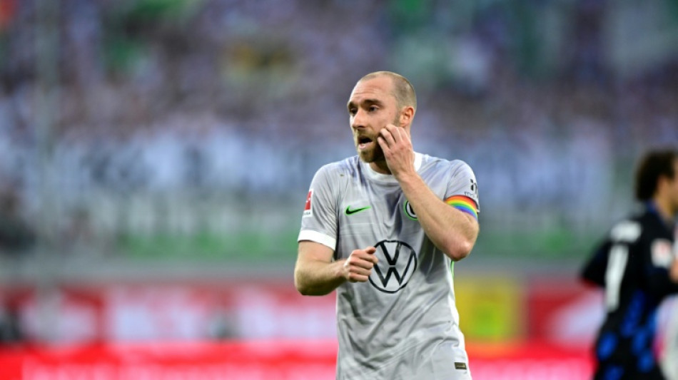  Meia dinamarqu&ecirc;s Christian Eriksen rescinde com o Wolfsburg 