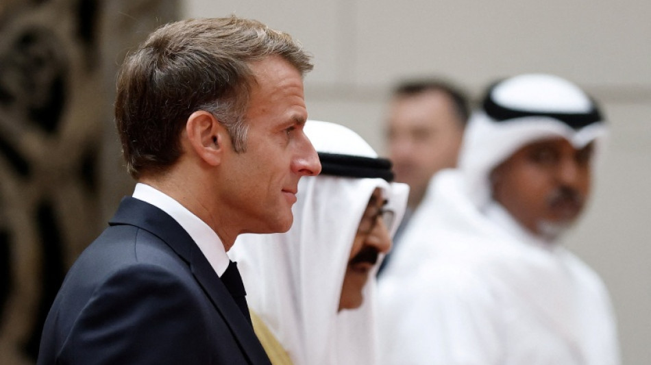  Trotz Gewaltexzessen in Frankreich: Macron beginnt mehrt&auml;gigen Besuch in Golfstaaten 