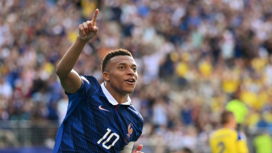  Fran&ccedil;a deve levar Paraguai 'a s&eacute;rio', diz Mbapp&eacute; 