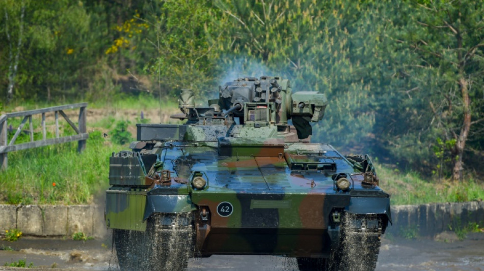 Union erh&ouml;ht im Bundestag Druck auf Scholz bei Panzerlieferungen an Ukraine