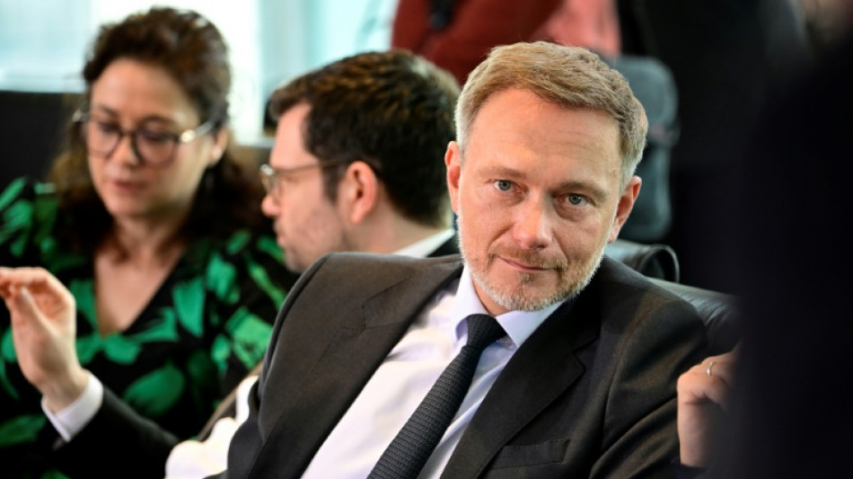 Lindner: M&uuml;ssen "jede einzelne Ausgabe im Bundeshaushalt" diskutieren