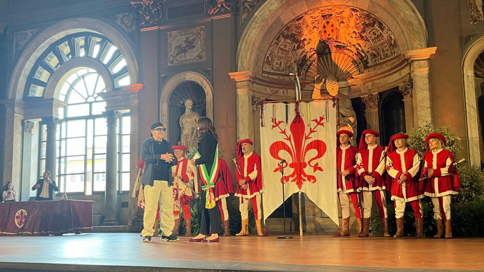 Vasco ai giovani, 'ce la farete, ognuno trova la sua strada'