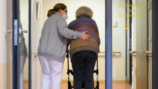 Eigenanteile f&uuml;r Pflegebed&uuml;rftige in Heimen steigen: Zusch&uuml;sse bremsen Anstieg ab