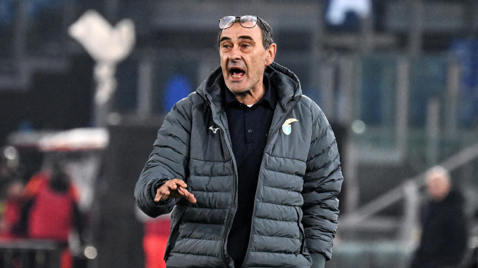  Calcio: Sarri 'con Lazio contratto lungo, tifosi avranno un peso sul mio futuro' 