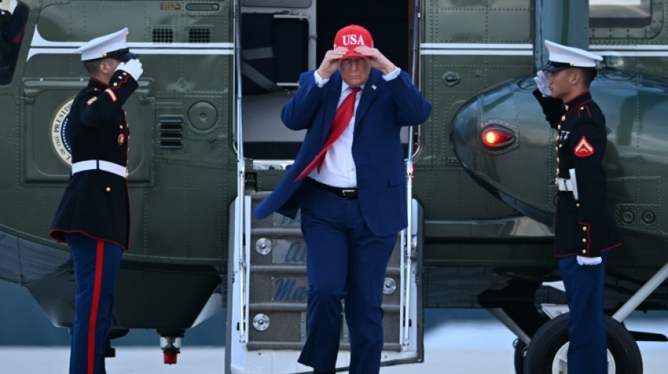  Trump isenta R&uacute;ssia de novas san&ccedil;&otilde;es e Moscou comemora 