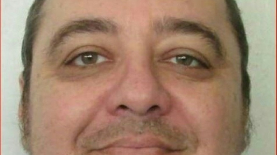 Alabama executa r&eacute;u com g&aacute;s de nitrog&ecirc;nio pela primeira vez nos EUA