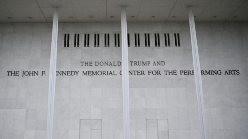  Kennedy Center board approves 2-year closure for renovation 