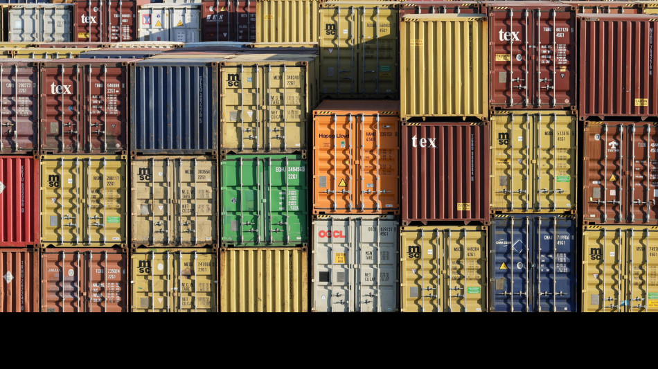 Censis-Confcooperative, allarme dazi, 70mila posti a rischio