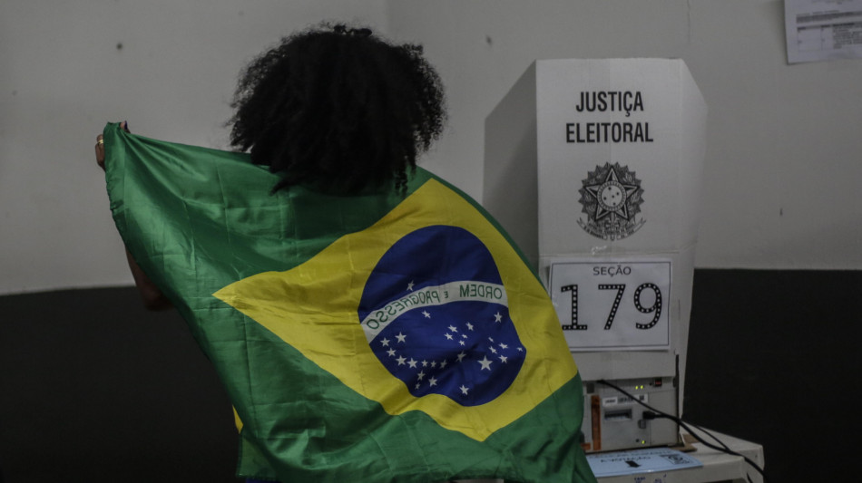  Brasile, quasi un milione di brasiliani all'estero voter&agrave; alle elezioni di domenica 