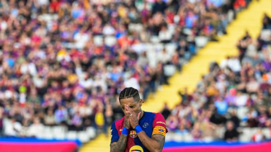 Bar&ccedil;a volta a trope&ccedil;ar no Espanhol e perde em casa para o Las Palmas