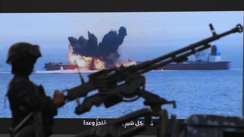  Media Houthi, raid saudita su Hodeida e isola di Kamaran 
