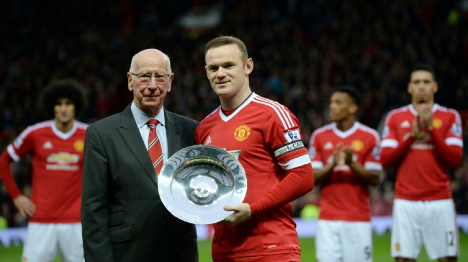 'Bebia quase at&eacute; desmaiar': Wayne Rooney fala sobre luta contra o &aacute;lcool no in&iacute;cio da carreira