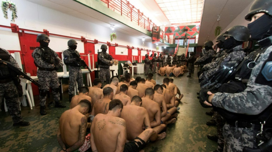 Argentina amplia flexibiliza&ccedil;&atilde;o do uso de armas a todas as for&ccedil;as federais