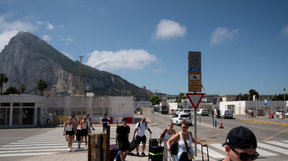  Gibraltar and Spain end border checks 