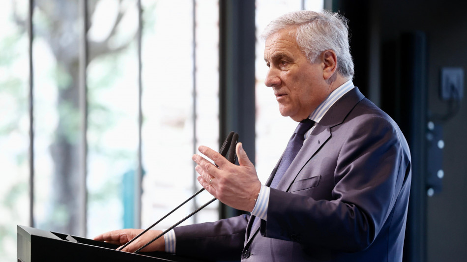 Tajani, 'con Leone XIV la Chiesa ha nuova guida, prego per lui'