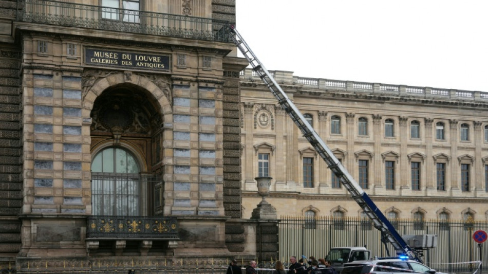 Staatsanwaltschaft meldet fünf weitere Festnahmen beim Louvre-Diebstahl