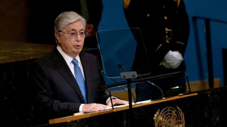 Vorgezogene Pr&auml;sidentschaftswahl in Kasachstan findet am 20. November statt