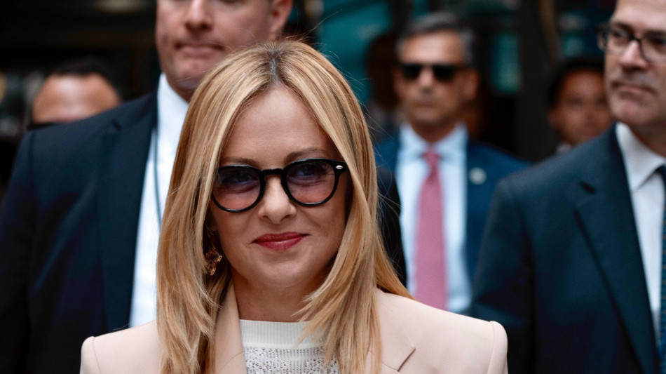 Meloni a Sisi, quadro pace si basi su soluzione due Stati