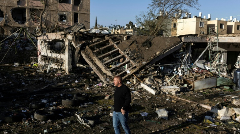  Israel prev&ecirc; 'v&aacute;rias semanas de combates' contra Ir&atilde; e Hezbollah 