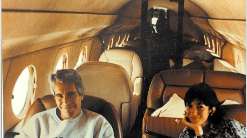  Maxwell, c&uacute;mplice de Epstein, exige indulto de Trump para depor no Congresso 