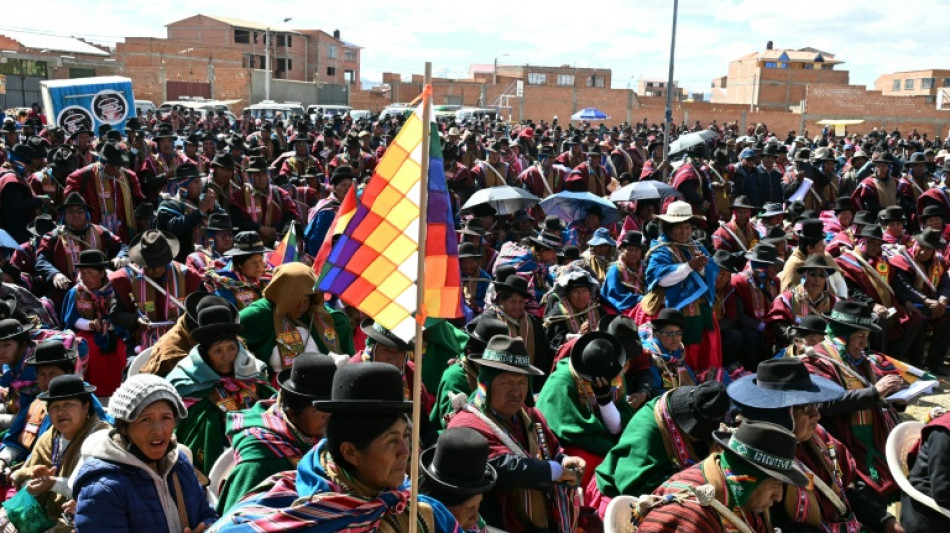  Bolivie: le pr&eacute;sident Paz d&eacute;cr&egrave;te l'&eacute;tat d'exception apr&egrave;s six semaines de contestation 