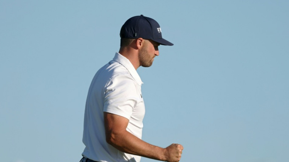  Clark leads by six at US Open as Scheffler charges 