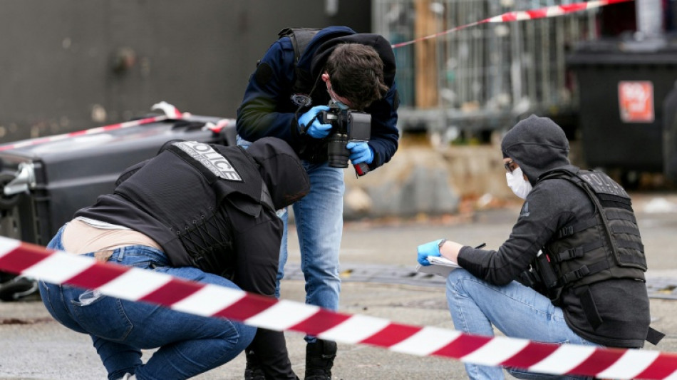  "Rassistischer Terroranschlag": Ein Toter bei Angriff in Pariser Vorstadt 
