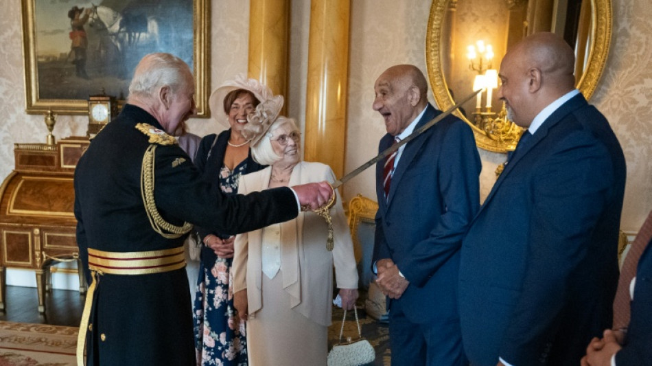 Billy Boston, 90, becomes rugby league's first knight