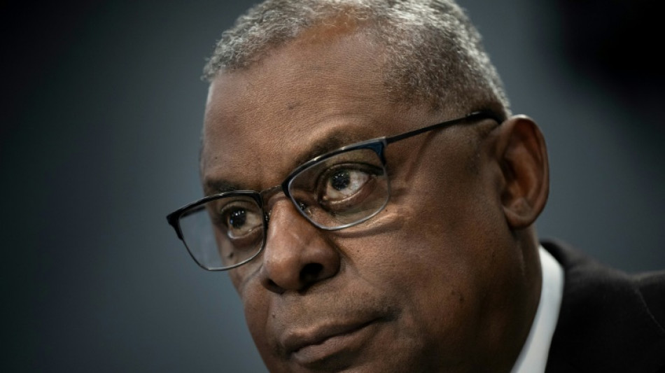 Secret&aacute;rio da Defesa dos EUA &eacute; internado na UTI