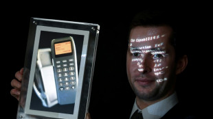 A 30 ans, le papy SMS fait de la r&eacute;sistance