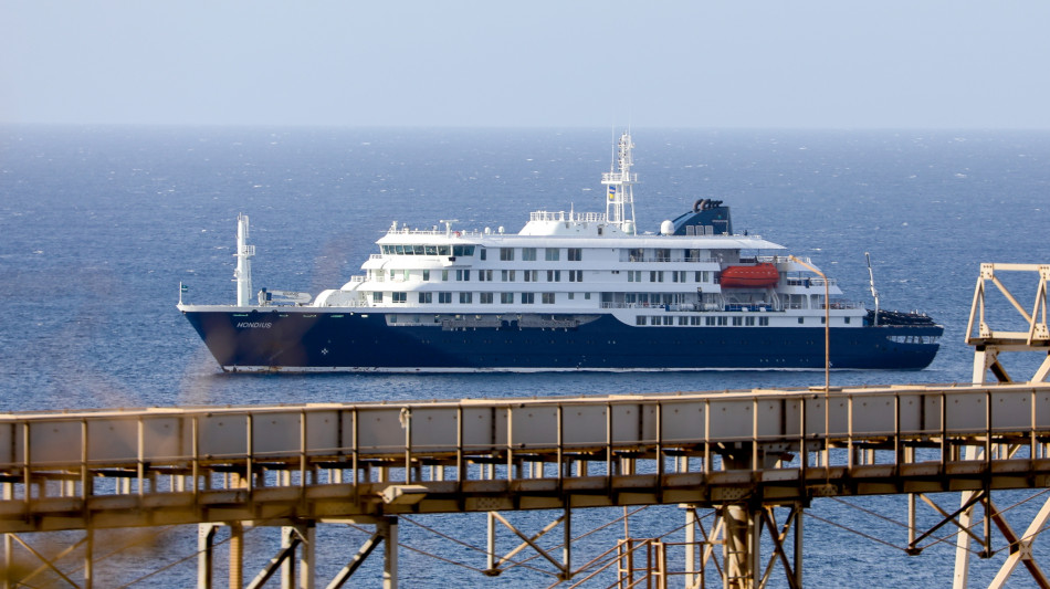  Oms, Spagna accoglier&agrave; la nave con i casi sospetti di hantavirus alle Canarie 