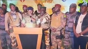 Militares d&atilde;o golpe de Estado no Gab&atilde;o ap&oacute;s an&uacute;ncio da reelei&ccedil;&atilde;o de Bongo
