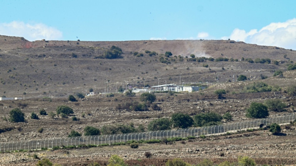  Barricades, tranch&eacute;es : dans le sud de la Syrie, l'arm&eacute;e isra&eacute;lienne renforce ses positions  