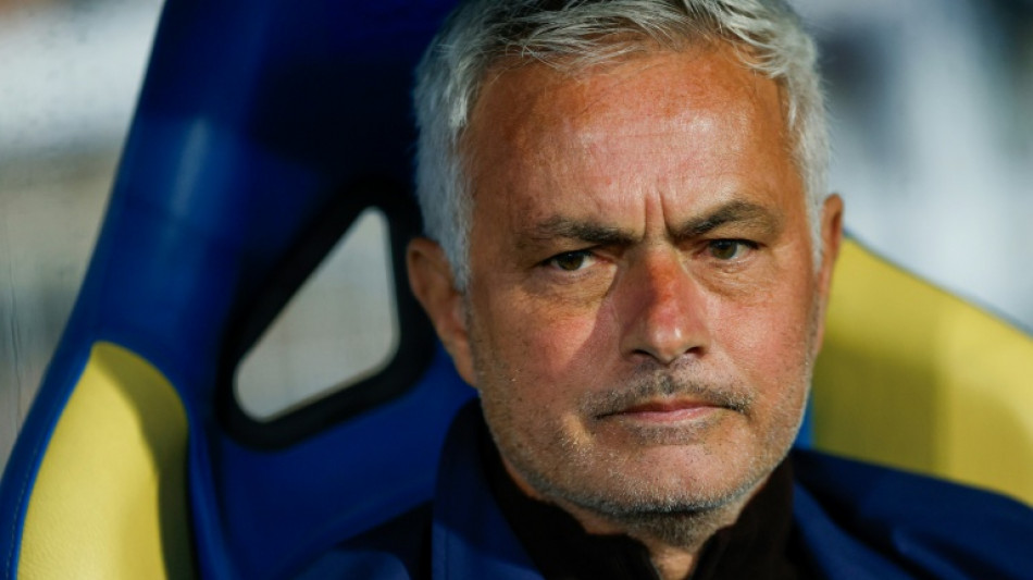  Benfica say farewell to Mourinho as Real Madrid return nears 