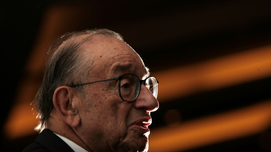 Alan Greenspan: longtime Fed chief with a divided legacy 