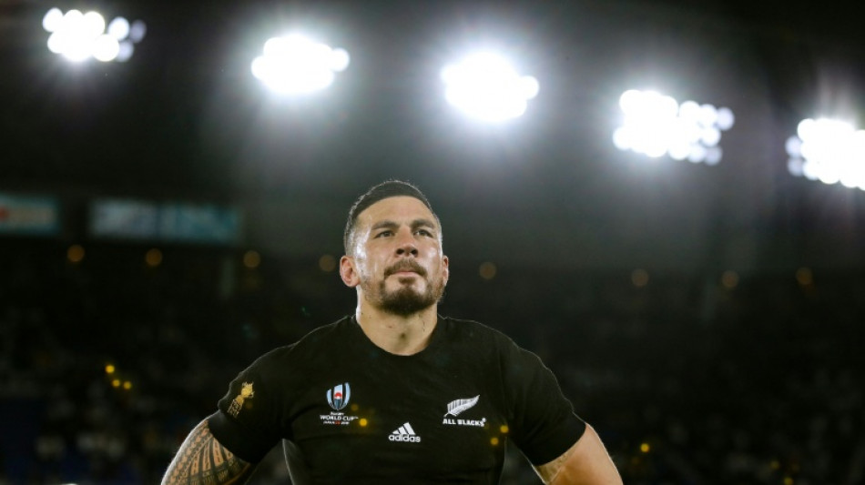  Ex-All Black centre Williams undergoes 'miracle' heart surgery 