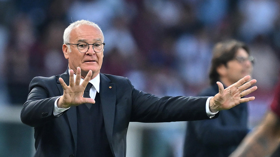  Calcio: Ranieri apre alla Nazionale, "Io ct? Adesso sono libero. Mai dire mai" 